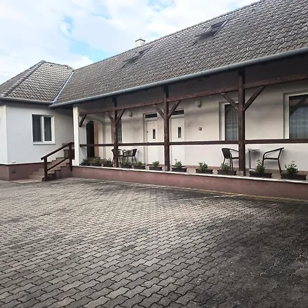 Apartment Hamvasdomb Vendeghaz Egerszalok