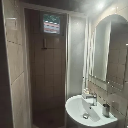 Hamvasdomb Vendeghaz * Egerszalok